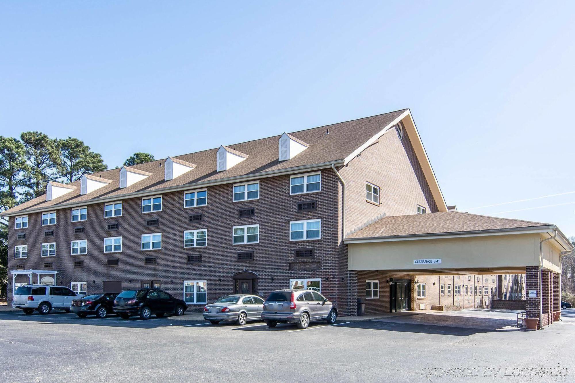 Mainstay Suites Williamsburg Historic Area Exterior photo